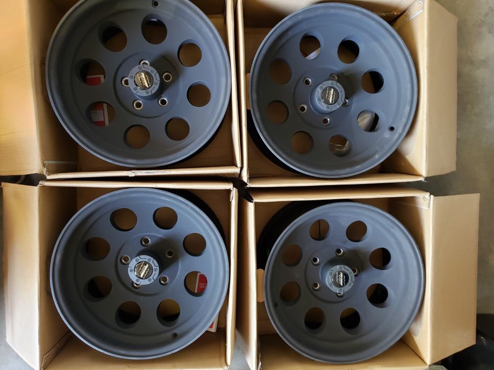 Procomp wheels 69 Series Vintage, 16x8 Wheels with 5 on 5 Bolt Pattern - Flat Black