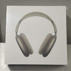 Apple AirPods Max with Smart Case…Starlight