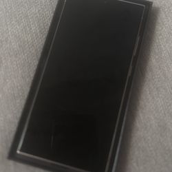 Brand New Galaxy S24 Lrg gab