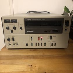 Sony U-matic VO-5600 Professional Videocassette Recorder – Service History – Broadcast Studio Deck