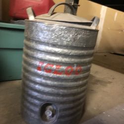 Vintage Igaloo Ice Chest 5gallon