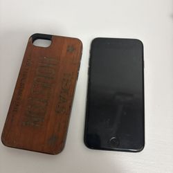 Iphone Se That Needs To Be Unlocked/jailbroken