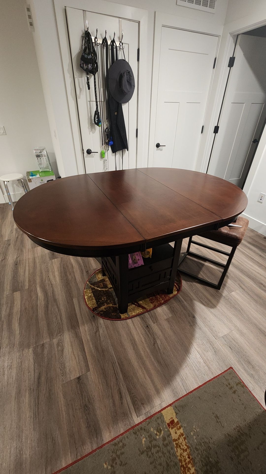 Circle Dining Table With Insert For Expanding