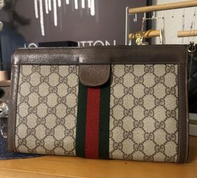 Authentic Vintage Gucci Clutch