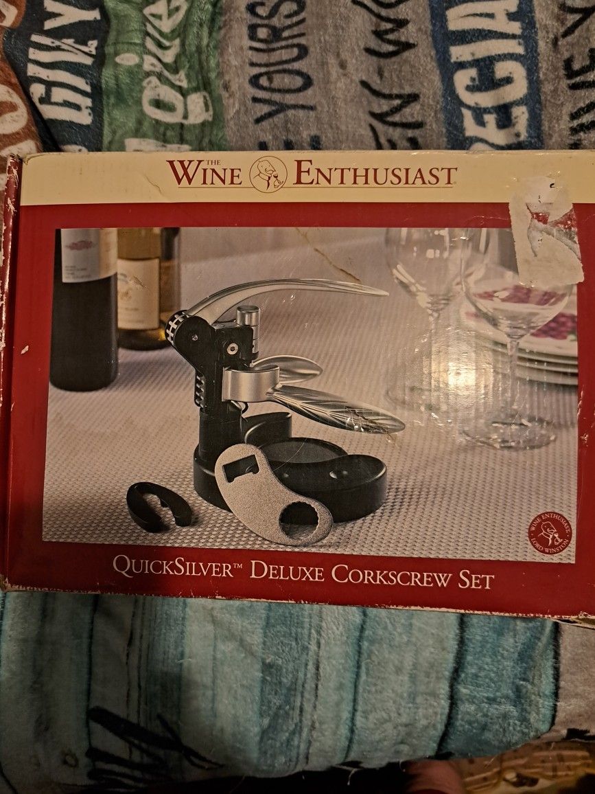 Quicksilver Deluxe Corkscrew set
