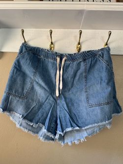 Denim Drawstring Shorts with Frayed Hem