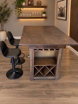 Bar table