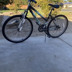Huffy Girls Bike 18 Speed