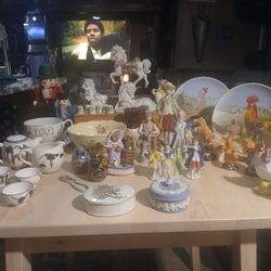 Vintage Porcelain Figurines 