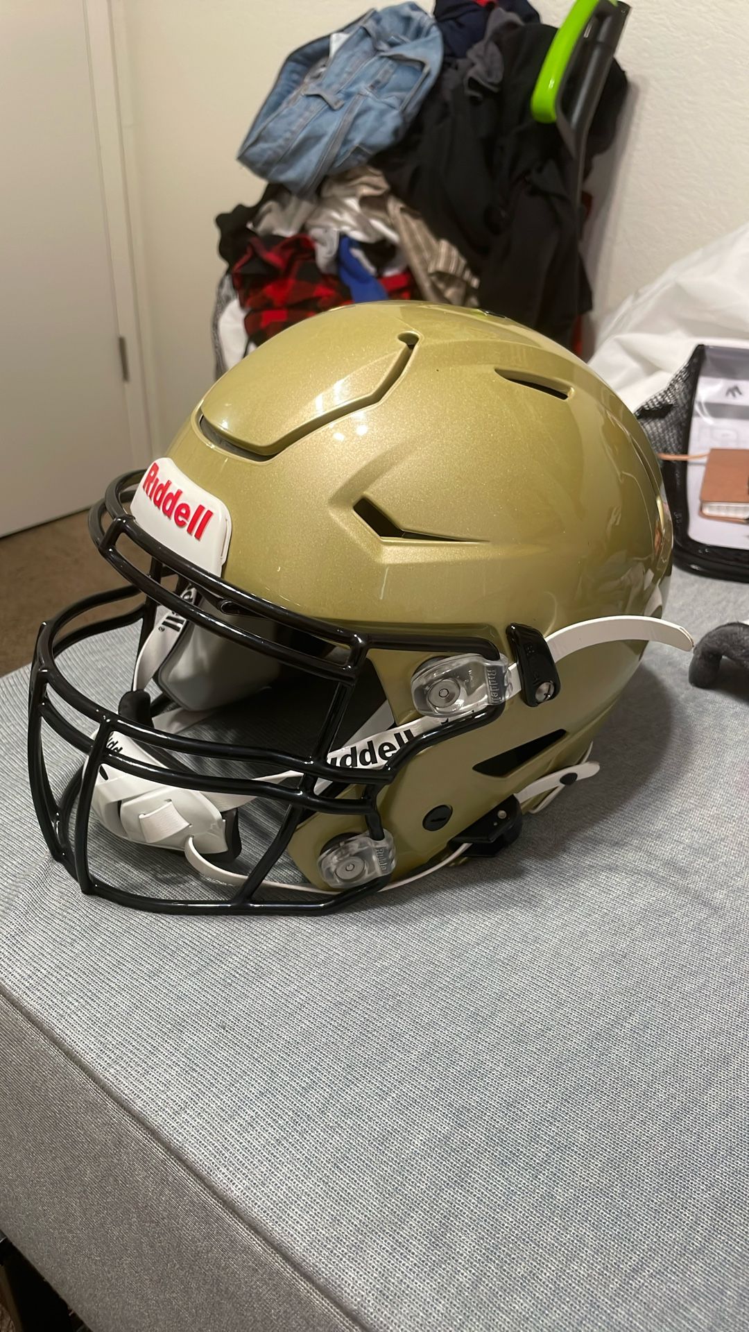 Riddell Speed Flex Football helmet