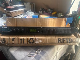 Alesis microverb 4