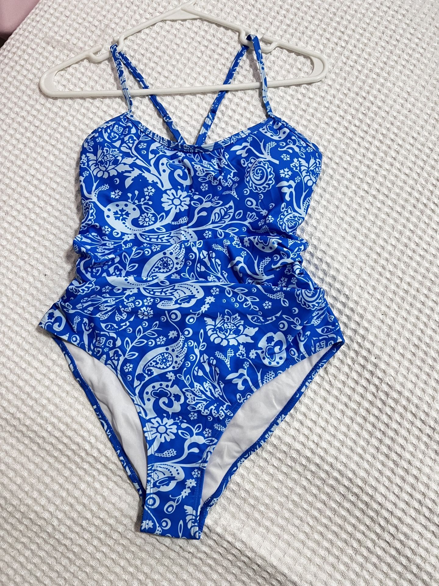 A image One Piece Swimsuit Blue Paisley Print Cut Out Back Medium
