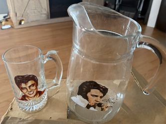 Elvis pitcher and mugs