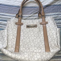 Calvin Klein Shoulder Bag