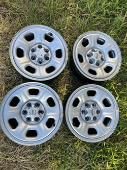 Nissan Frontier Wheels 15X7 