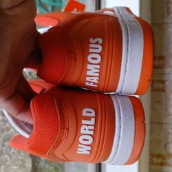 SUPREME AF2 World Famous