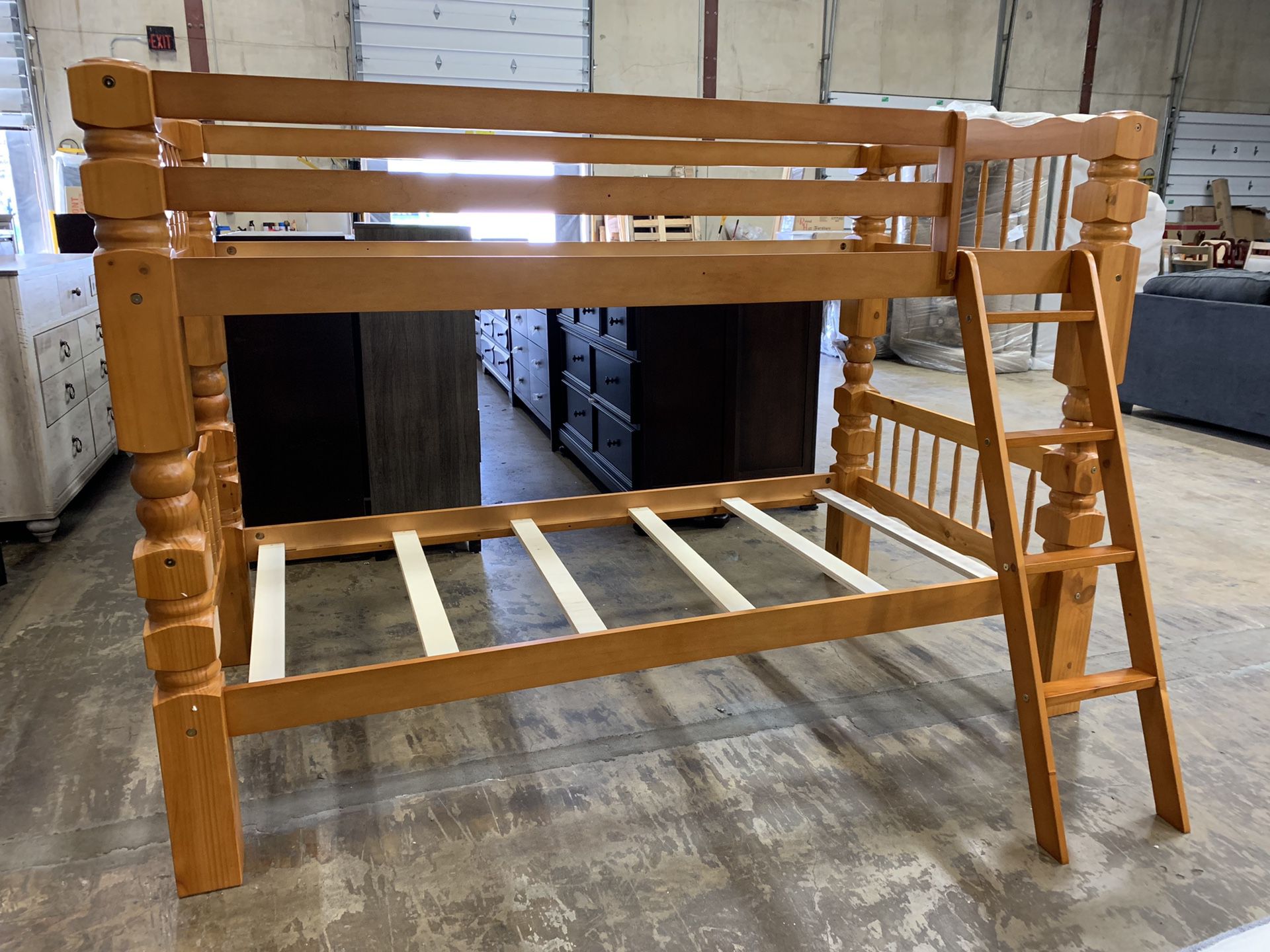 Wooden Twin / Twin Convertible Bunk Bed