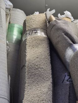 Closeout 🤩 ⭐️ $179 Carpet Remanent Roll - Remanente de Alfombra