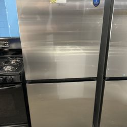 Brand new Midea stainless steel bottom freezer refrigerator 