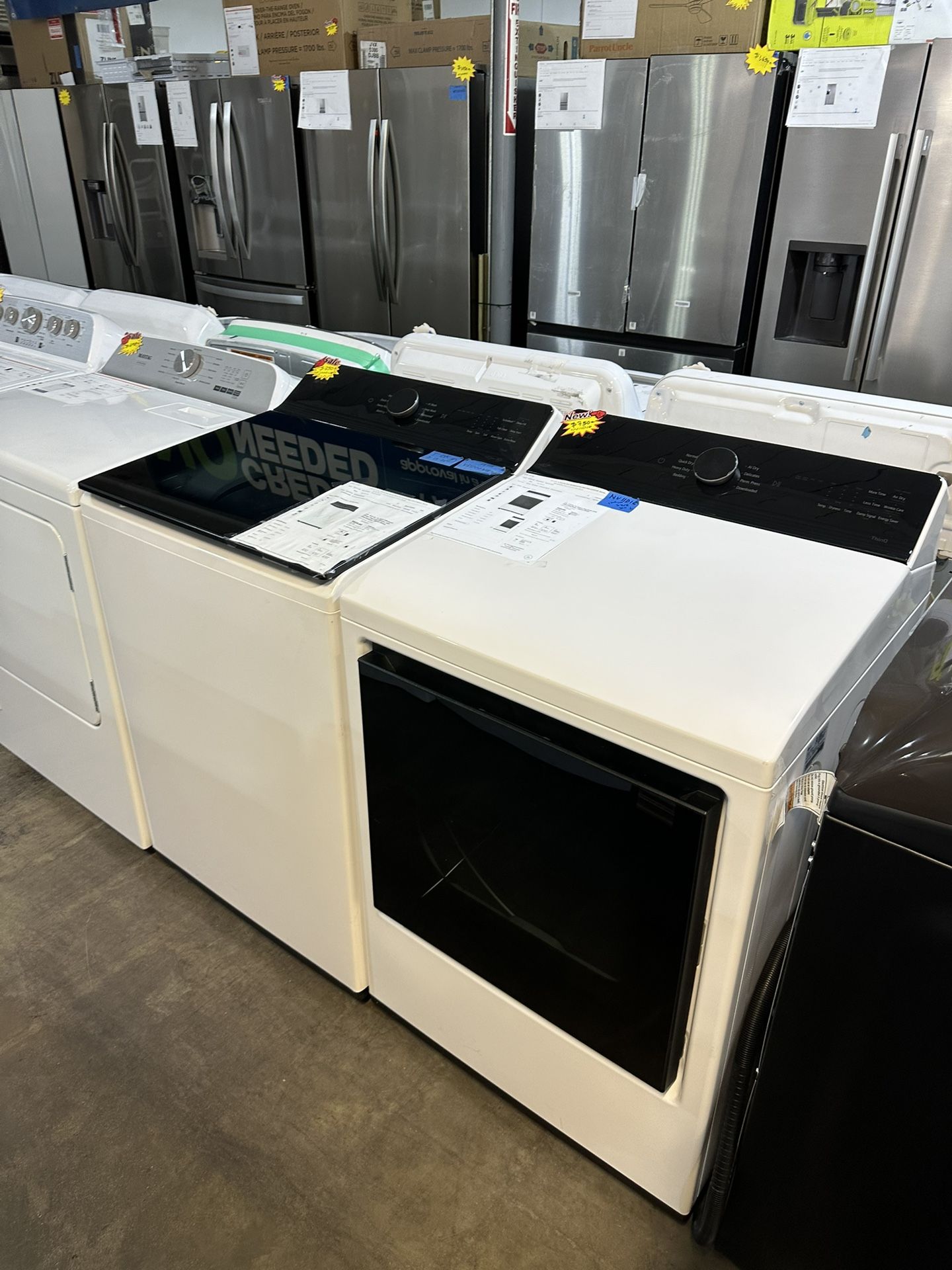 LG ThinQ AI Washer And Dryer Set Alpine White