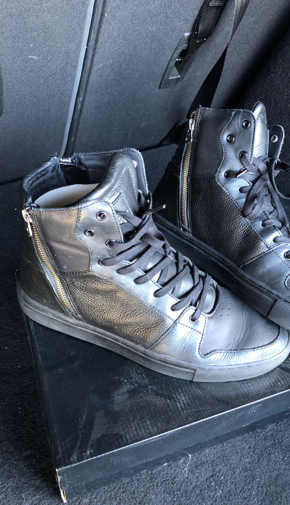 MEN'S CREATIVE RECREATION BLACK BOOTS SIZE