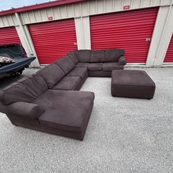 Free Delivery - Large Brown Sectional