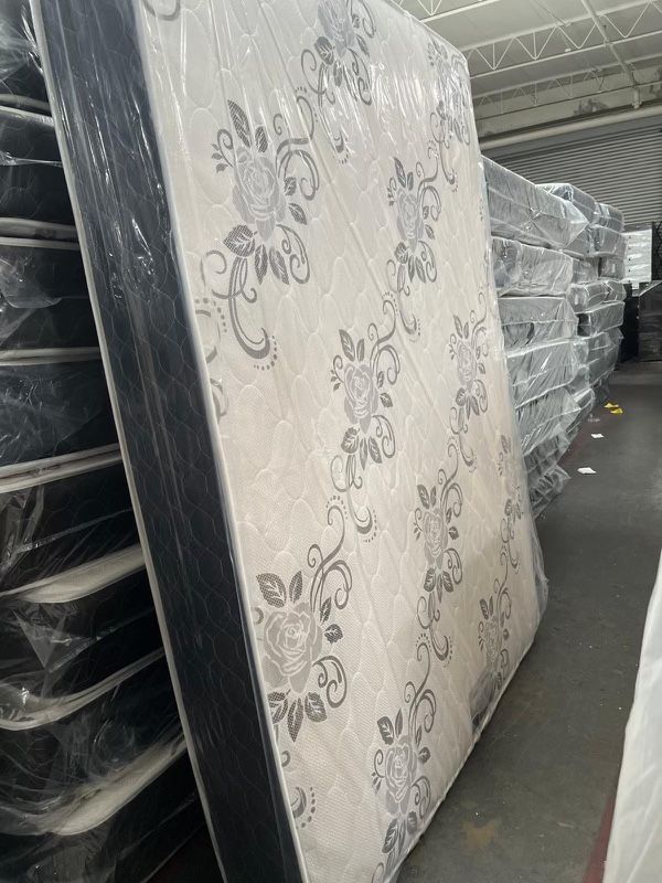 Set King Size Mattress And Box Spring 