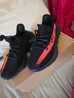 Yeezy Boost 350 V2