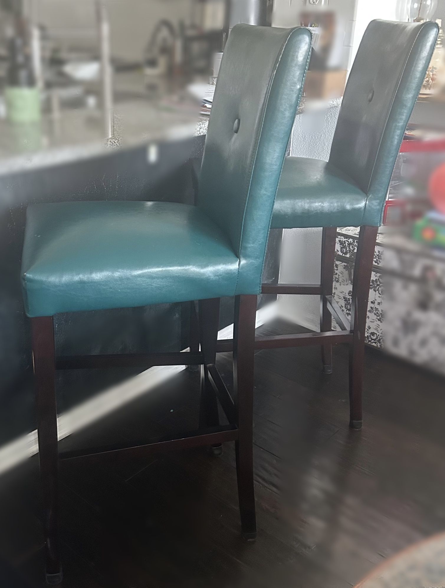 Free Bar Stools