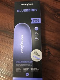NEW Women's Superfeet shoe insert