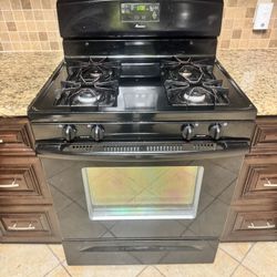 Amana 30-inch Black Gas Stove/Range