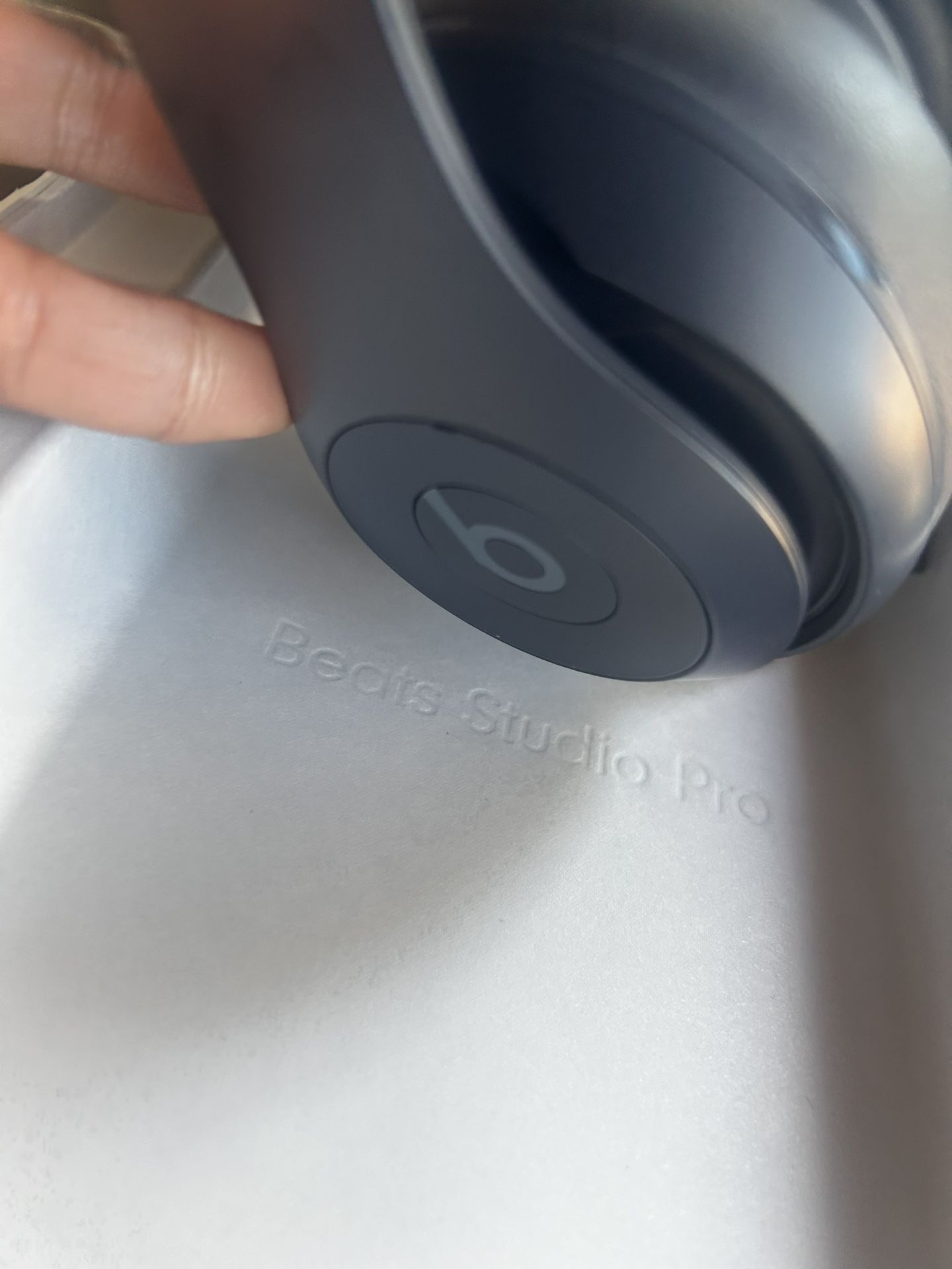 Beats Studio Pro Navy