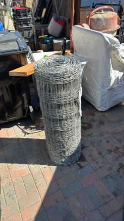 330’ field fencing