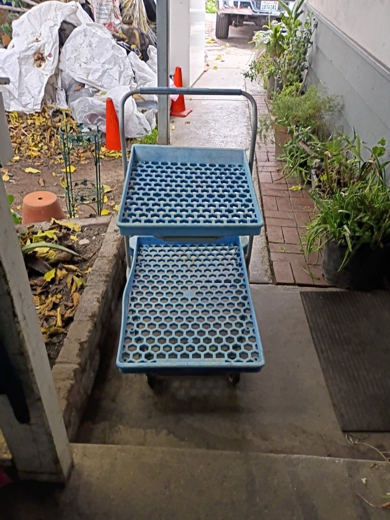 WIN-HOLT EQUIPMENT CART