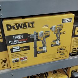 DEWALT 20V MAX  2 - TOOL COMBO KIT