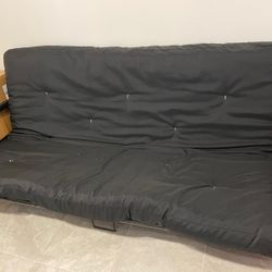Black Futon