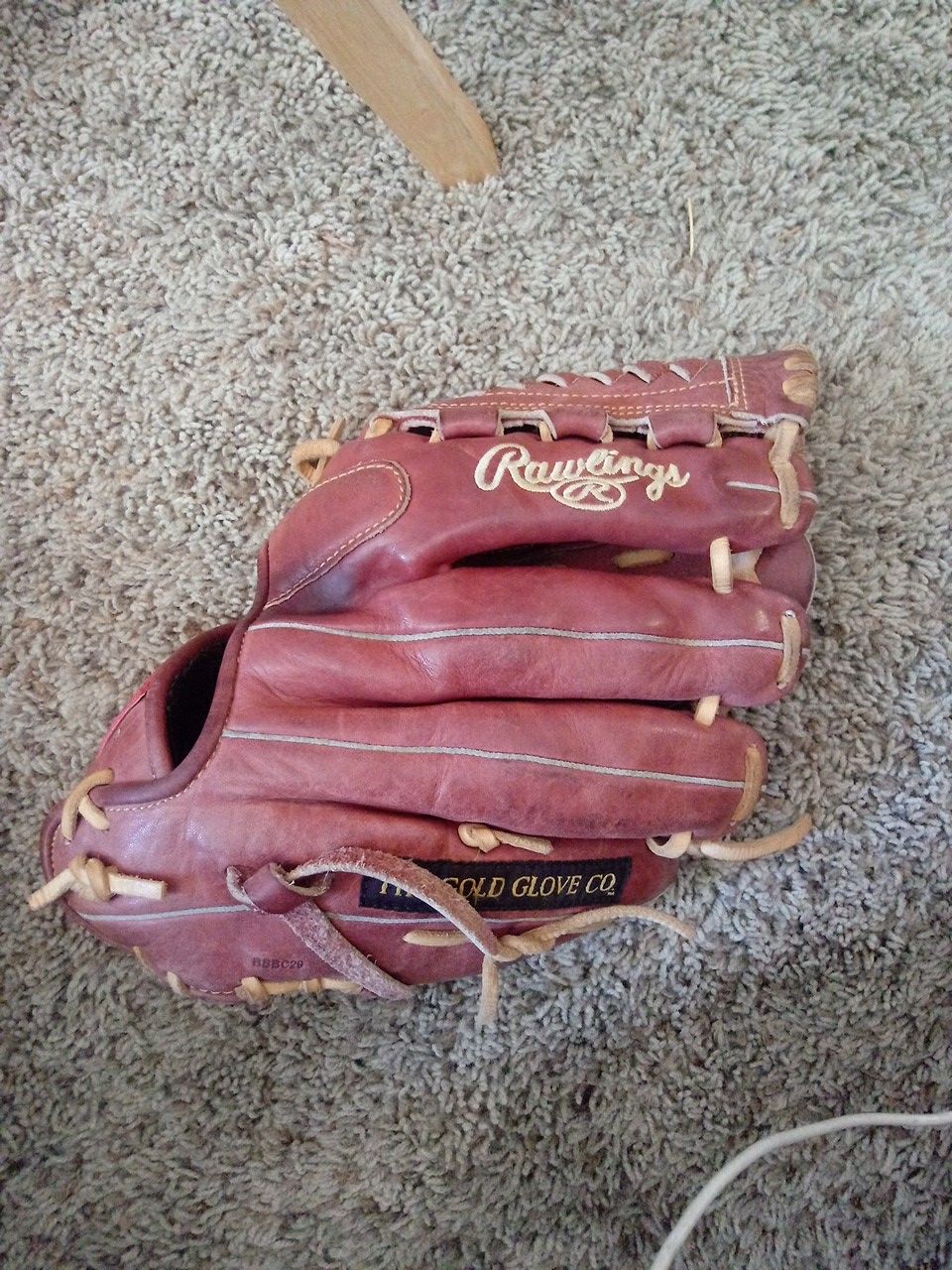 Rawlings baseball glove. Left handed