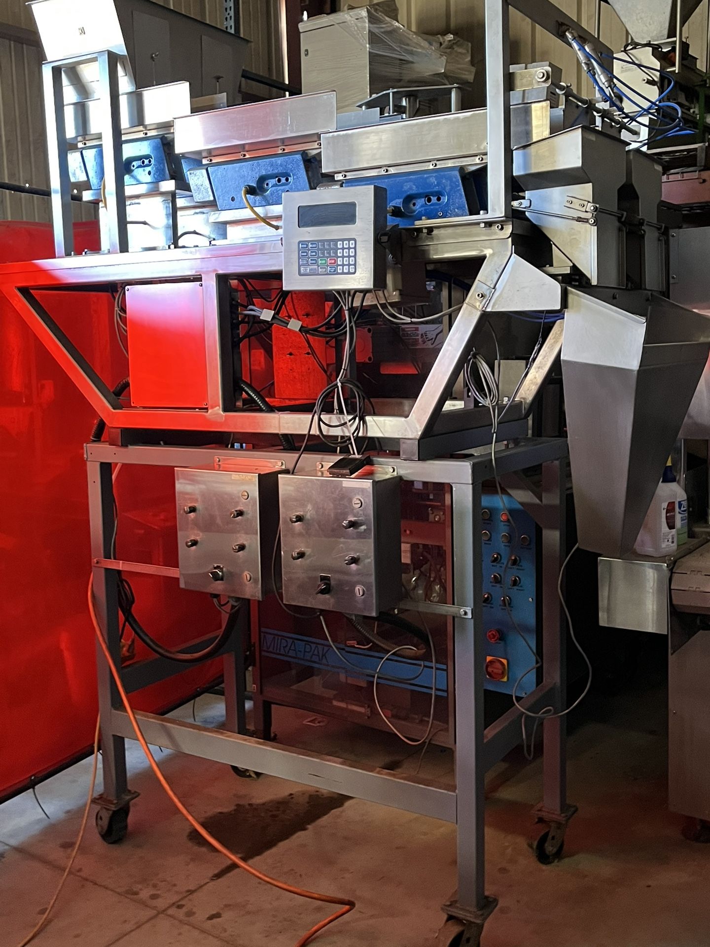 Vibratory Scale/Filler, GSE 650 Dual Scales 