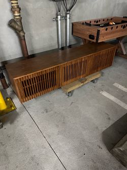 Wood cabinet