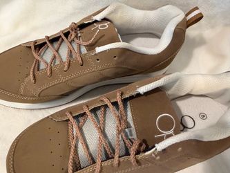 OP Men’s Size 8 Tan Low-Top Lace-Up Sneakers