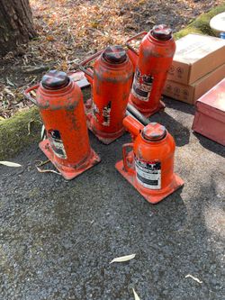 Jet bottle Jacks