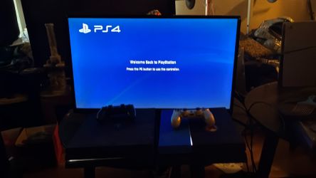 PS4 pro black  /Original PS4 blue and black golden controller wit black controller