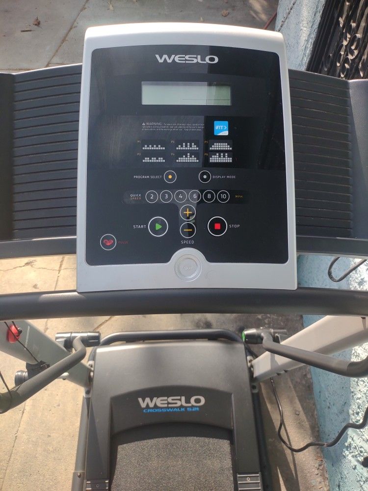 Weslo Crosswalk Treadmill