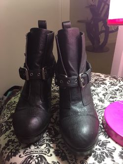 8.5 By Dolce Vita booties