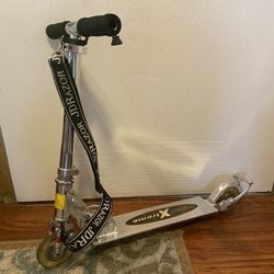 Sharper Image Xtreme Scooter 