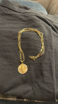 14k hollow gold chain and pendant
