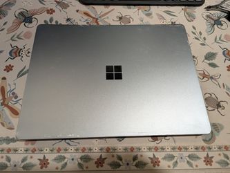Surface Laptop Go