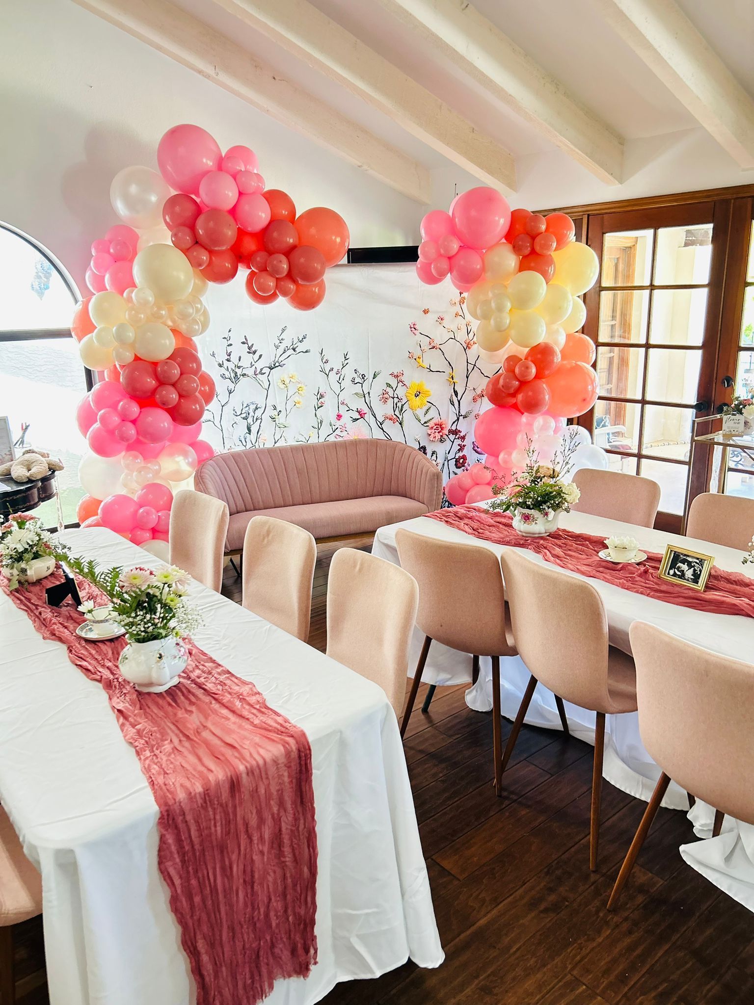 Baby Shower Or Wedding Balloon Arch For Sale. Must Pick Up