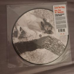 Lana Del Rey Pictures Disc 