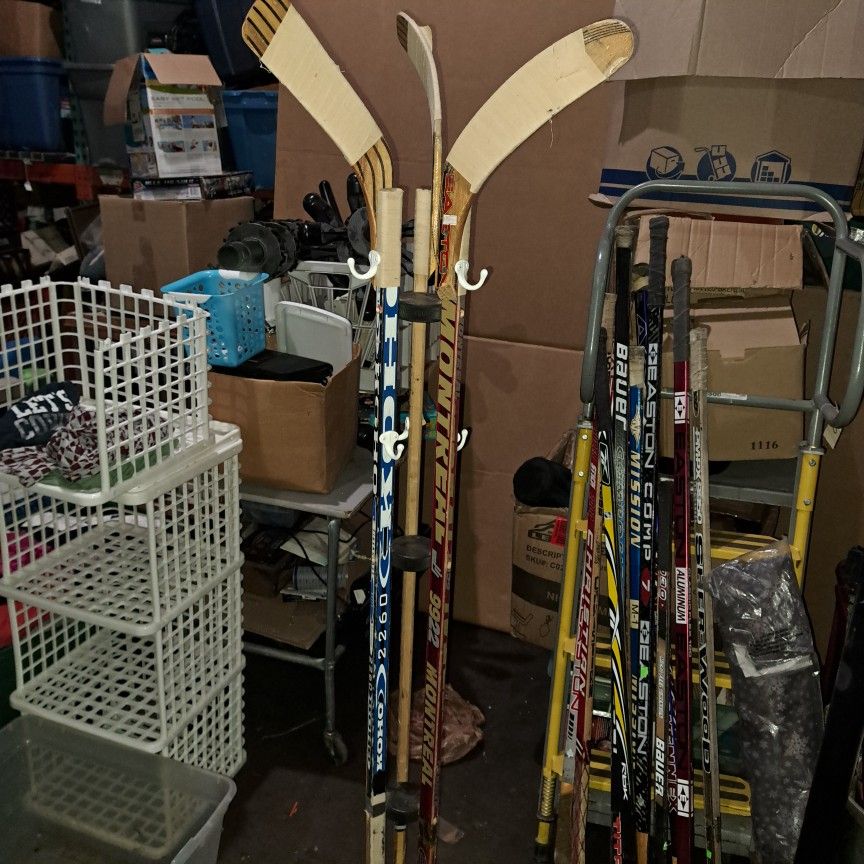 Hockey Stick Coat Rack 
